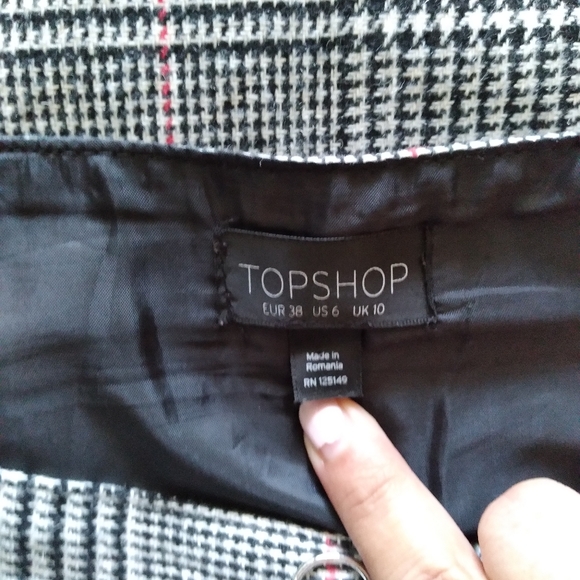 Topshop Wool blend plaid mini skirt, size 6 - Picture 5 of 8